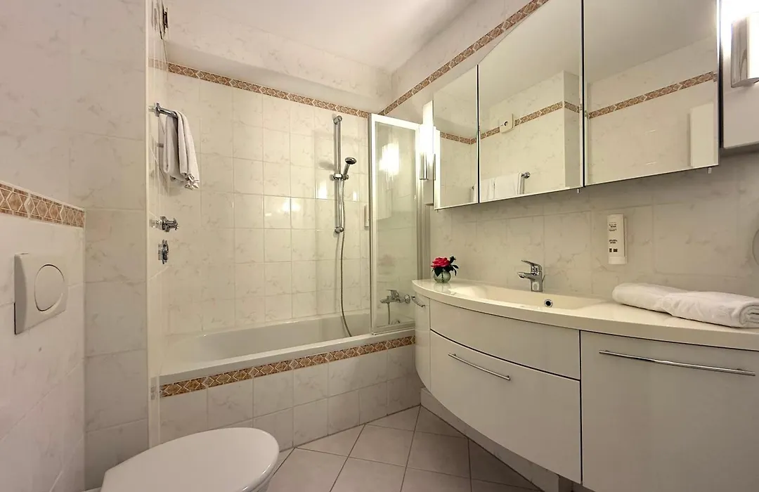 Hotel Royal-1